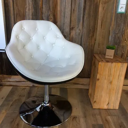 דירה Red Rock קוראורט אויבין